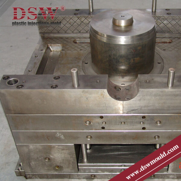 PVC gully trap moulding