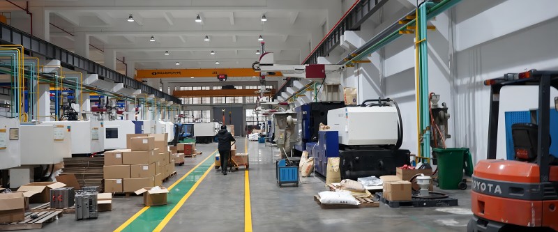 PC INJECTION MOLDING, Polycarbonates