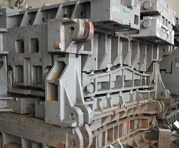 tractor-fender-press-die Tractor fender press dies stacked in the factory for production