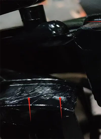 Jetting marks and shrinkage defects on an injection molded plastic handle